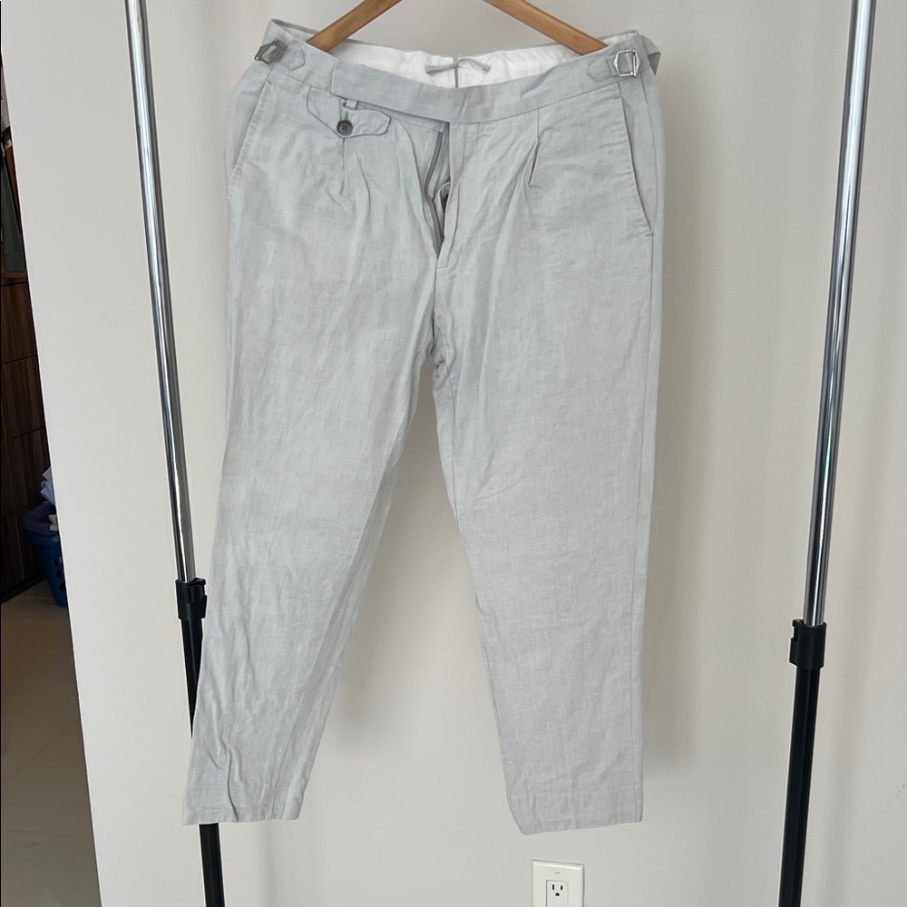 Suitsupply Soft Gray Chinos